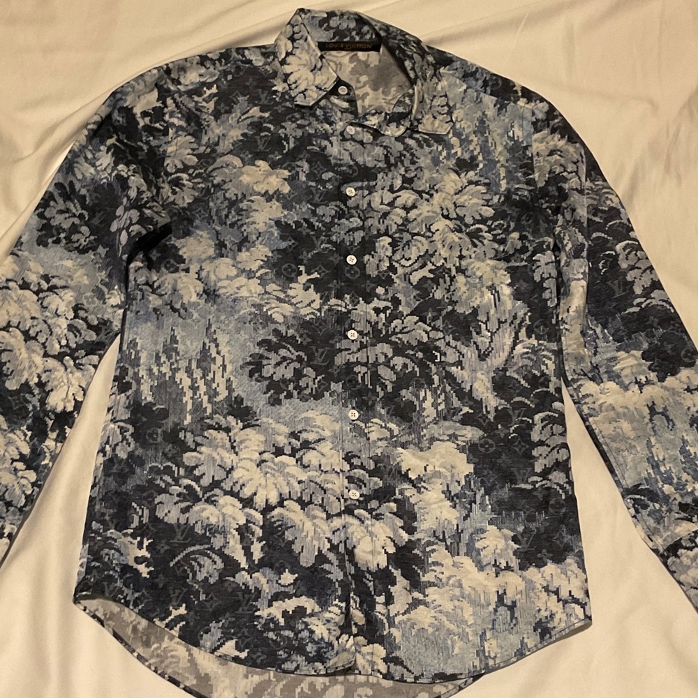 Authentic Louis Vuitton Blue and White Floral Button Up Shirt